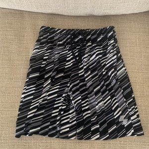 Place Sport boys shorts size S (5/6)